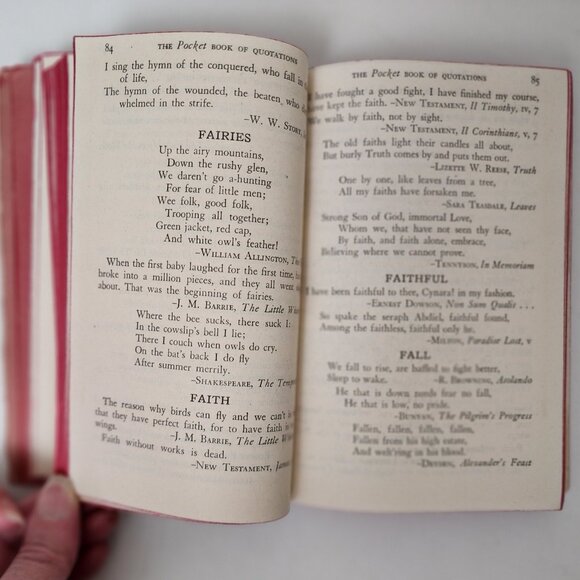 The Pocket Book of Quotations A Victory Book Campaign 1942TPB by Davidoff - Picture 5 of 7